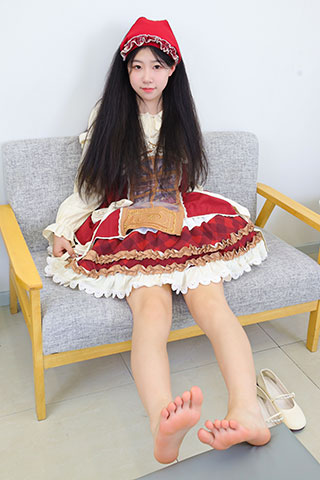 佳茵 洛丽塔の镂空渔网足共266张-玉足阁