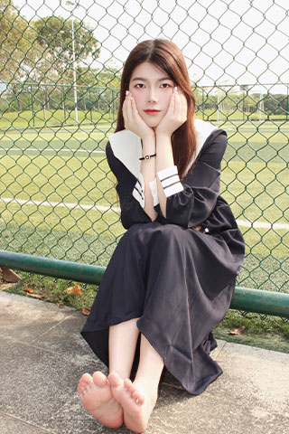 雪糕-学院风の板鞋白袜、嫩足共110张-玉足阁