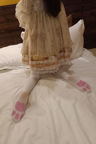 少女白丝足共60张-玉足阁