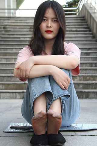 校园短丝脚丫共74张-玉足阁