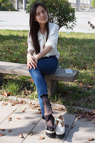 学妹原味短黑丝の脱袜共73张-玉足阁