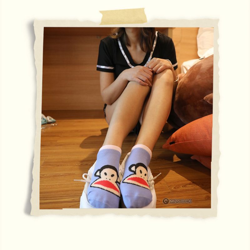 杨璐白色运动鞋 大嘴猴棉袜共84张-玉足阁