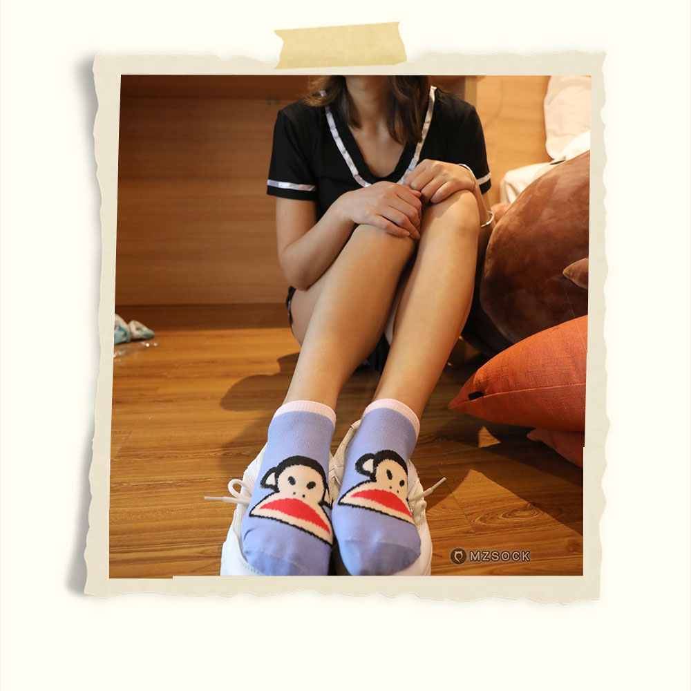 杨璐白色运动鞋 大嘴猴棉袜共84张-玉足阁