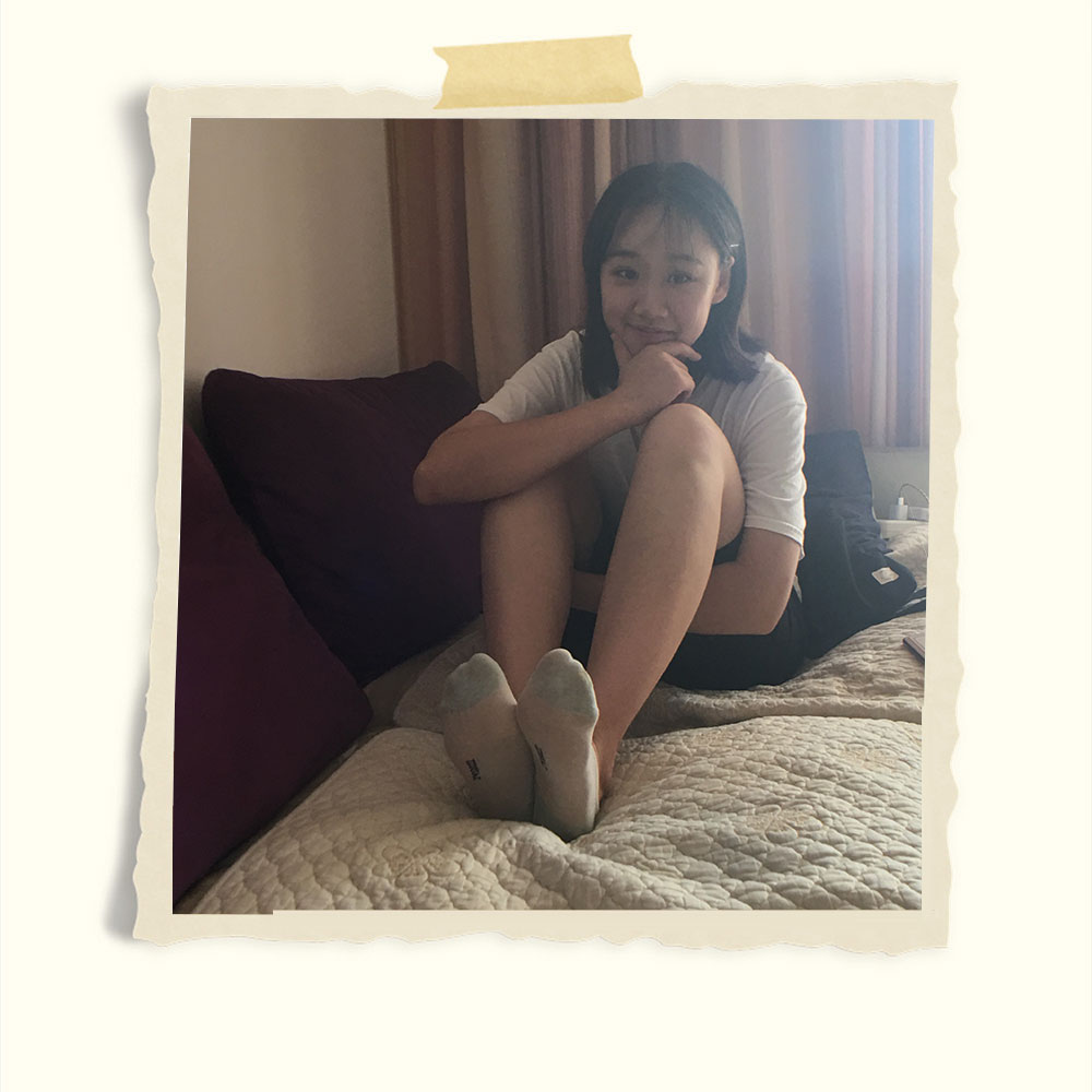 周末在家玩妹妹的嫩脚共283张-玉足阁