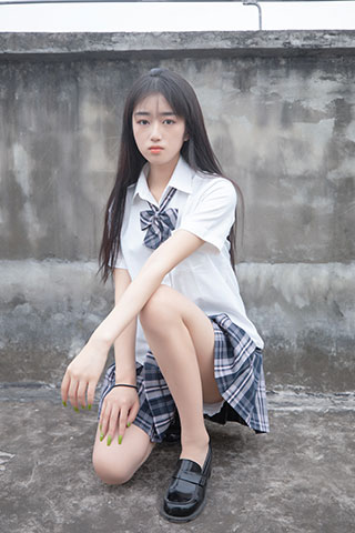 娇娇天台JK少女共64张-玉足阁