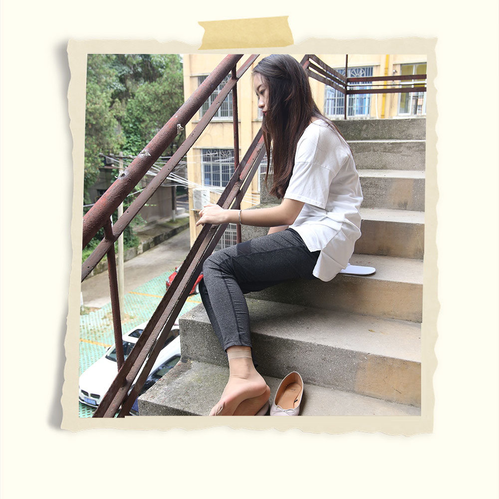 白T恤凉拖脚丫の丝袜脚共291张-玉足阁