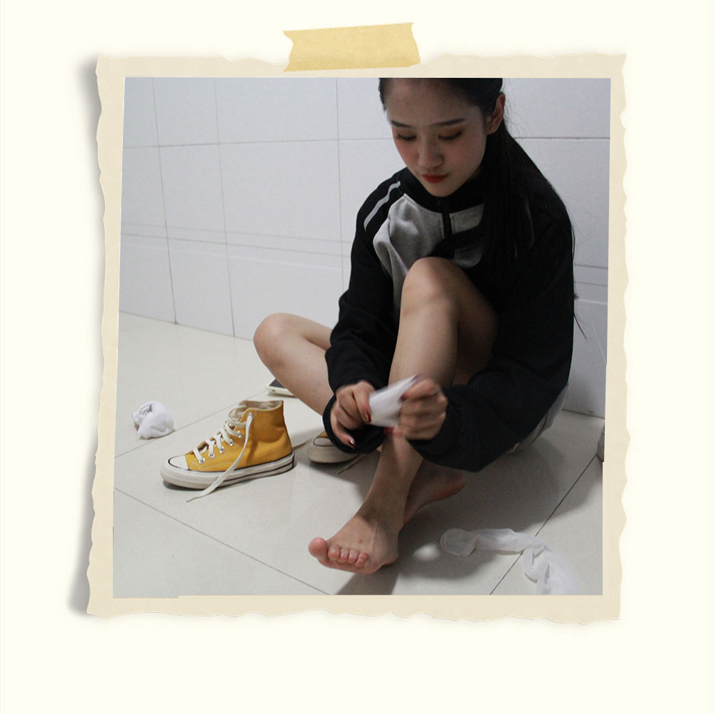 小姐姐短丝高帮白黄匡威共113张-玉足阁