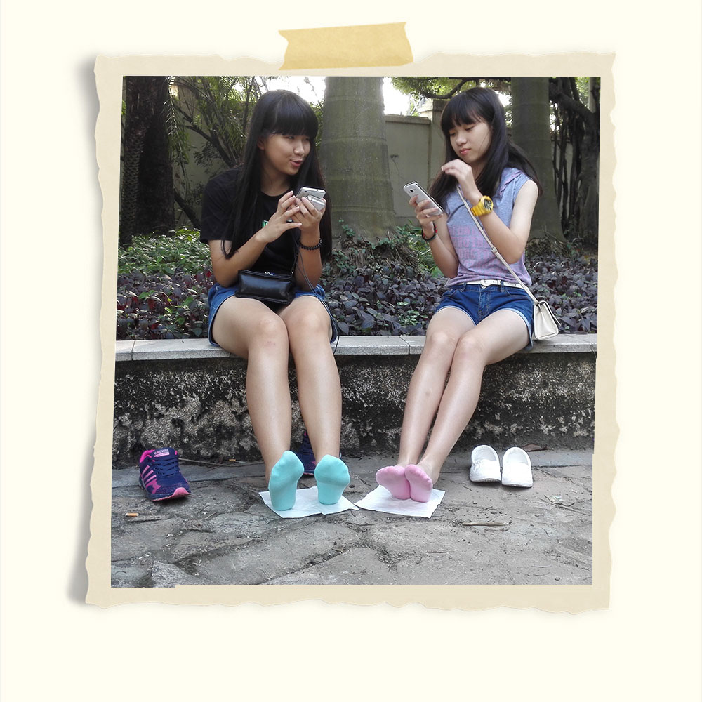 两个中学生的小嫩脚共66张-玉足阁