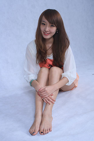 莉莉-大脚嫩足共80张-玉足阁