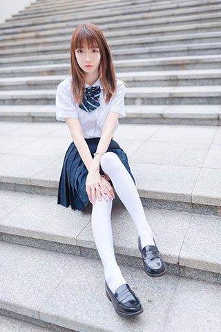 校园JK制服の白丝脚丫共50张-玉足阁