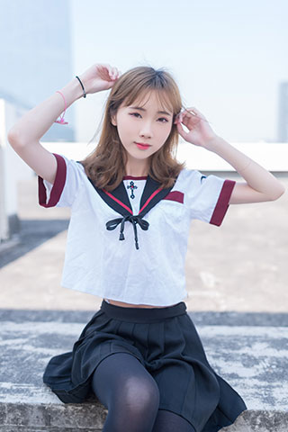 天台制服の黑丝脚丫共46张-玉足阁