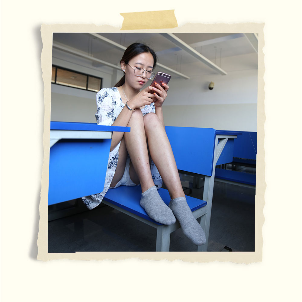 四眼学妹棉袜脚丫共121张-玉足阁