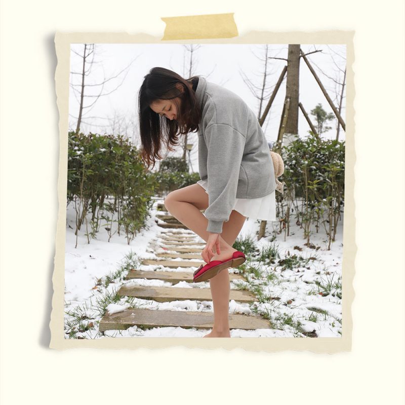 雪地大长腿学姐肉丝袜脚丫+视频一部共415张-玉足阁