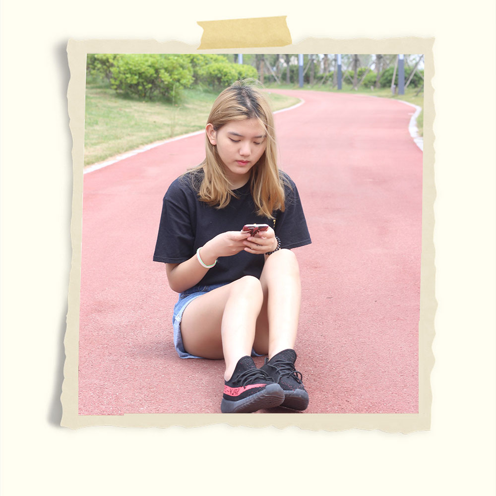 户外小姐姐运动鞋の船袜脚丫共114张-玉足阁