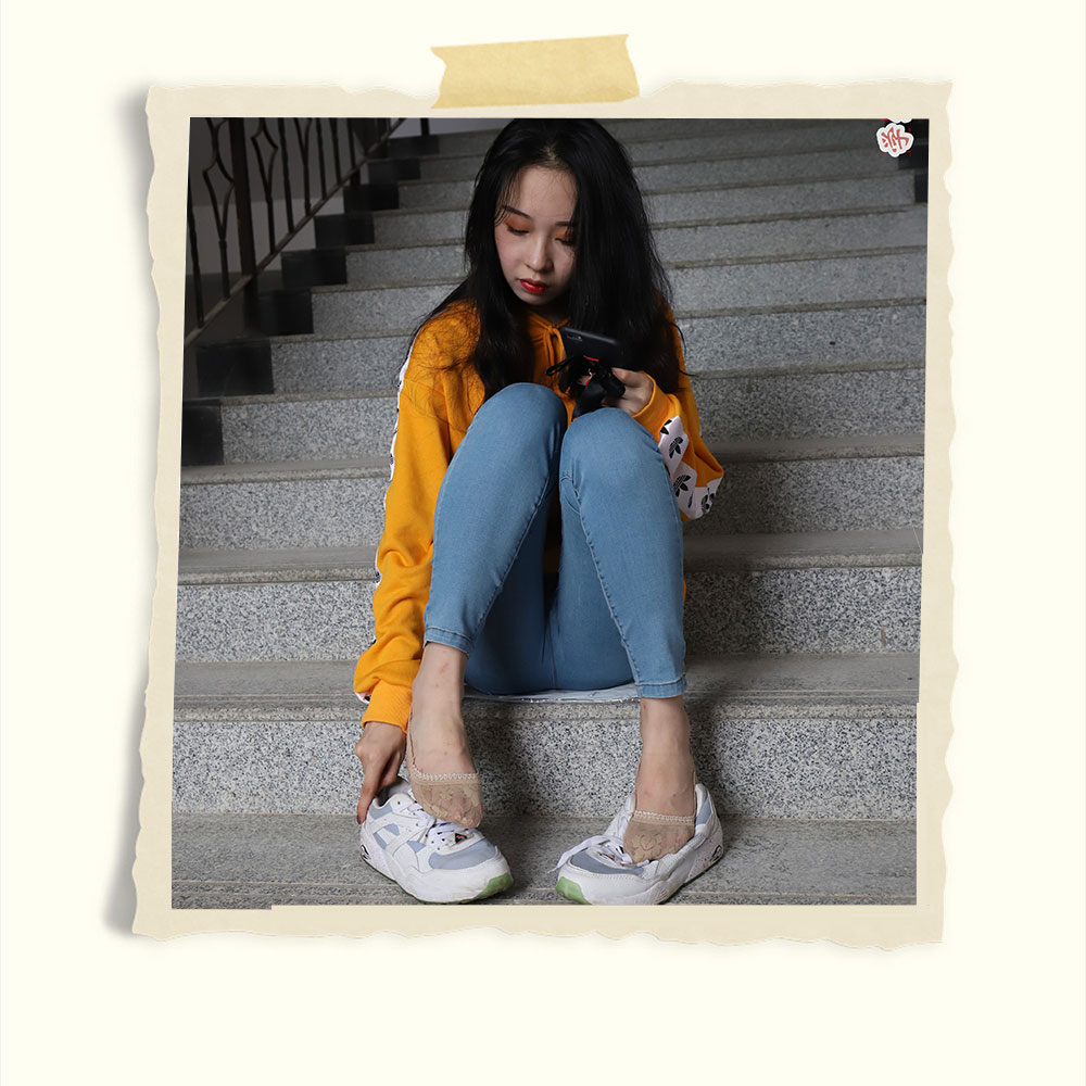 学妹船袜脱袜全过程共254张-玉足阁