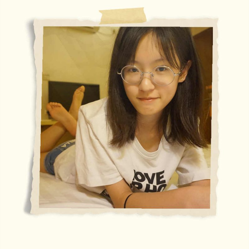 戴眼镜的闺蜜共92张-玉足阁