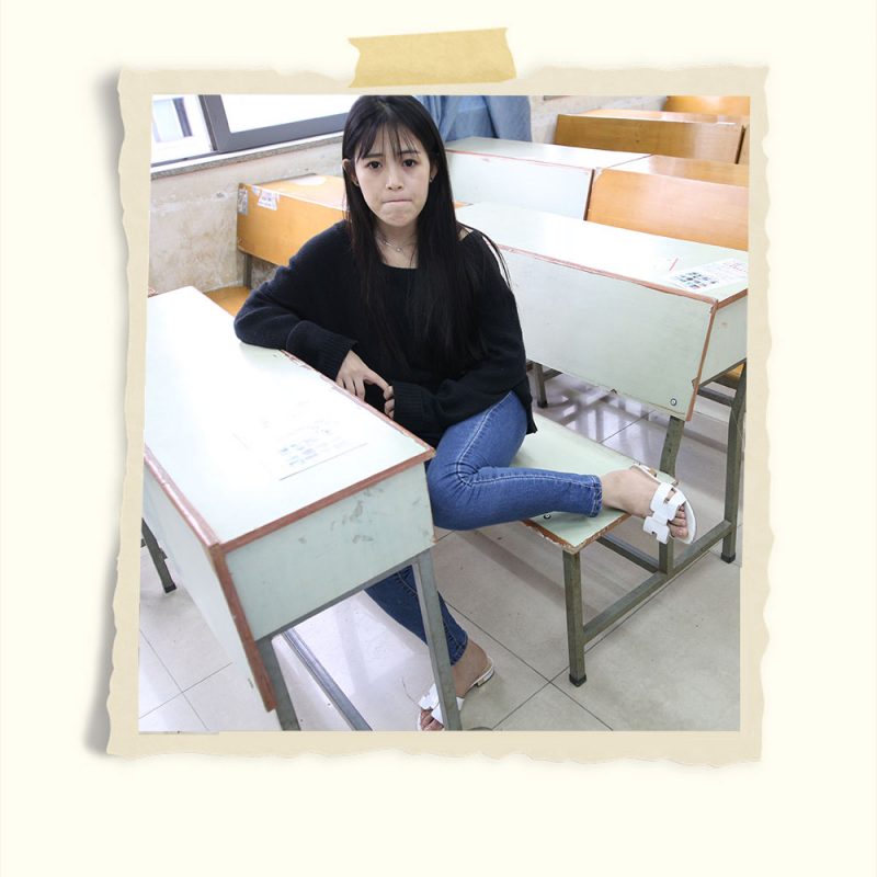 教室学妹裸足凉鞋共105张-玉足阁