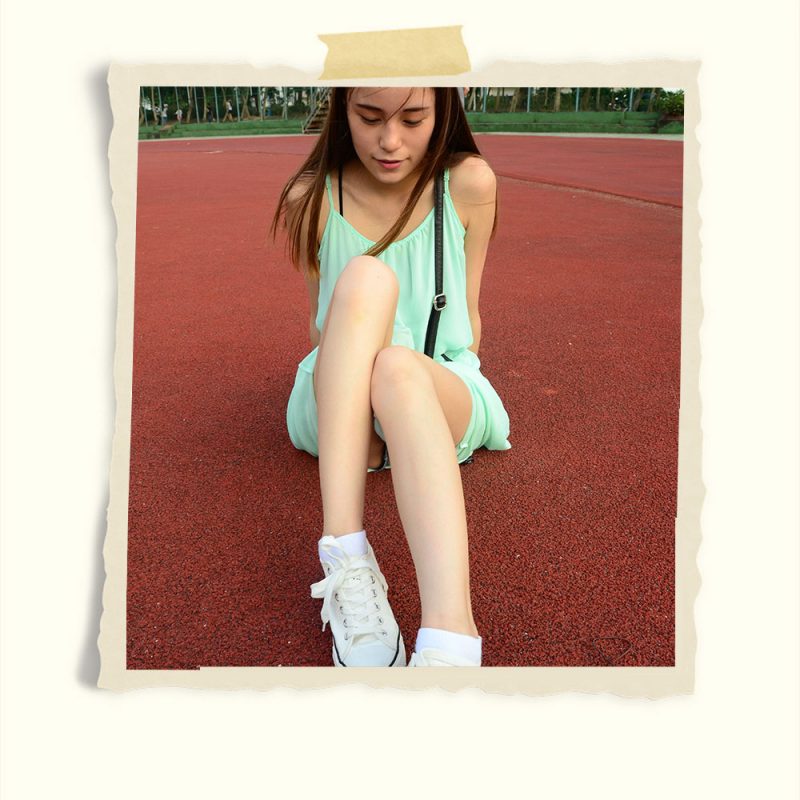 操场上的帆布鞋の棉袜脚丫共89张-玉足阁