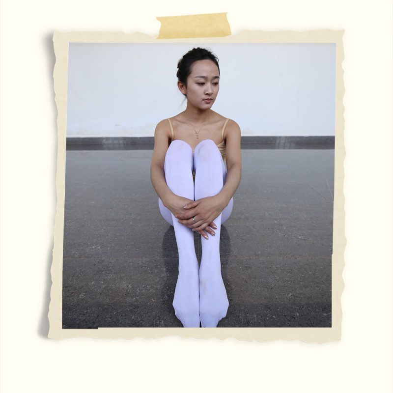 练完舞脏脏的脚丫+3部视频共307张-玉足阁