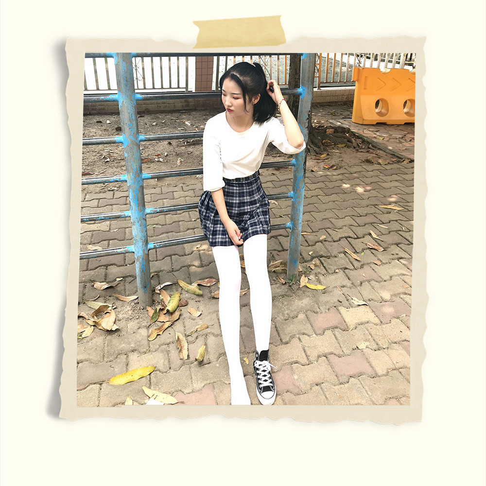 操场帆布鞋の丝袜脚丫共92张-玉足阁