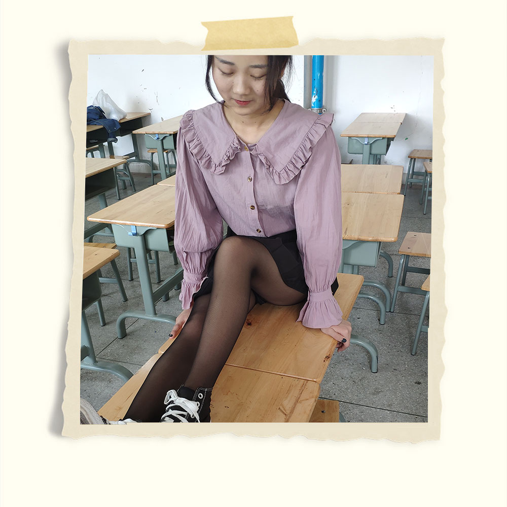 教室里的帆布鞋の丝袜脚丫+2个视频共217张-玉足阁