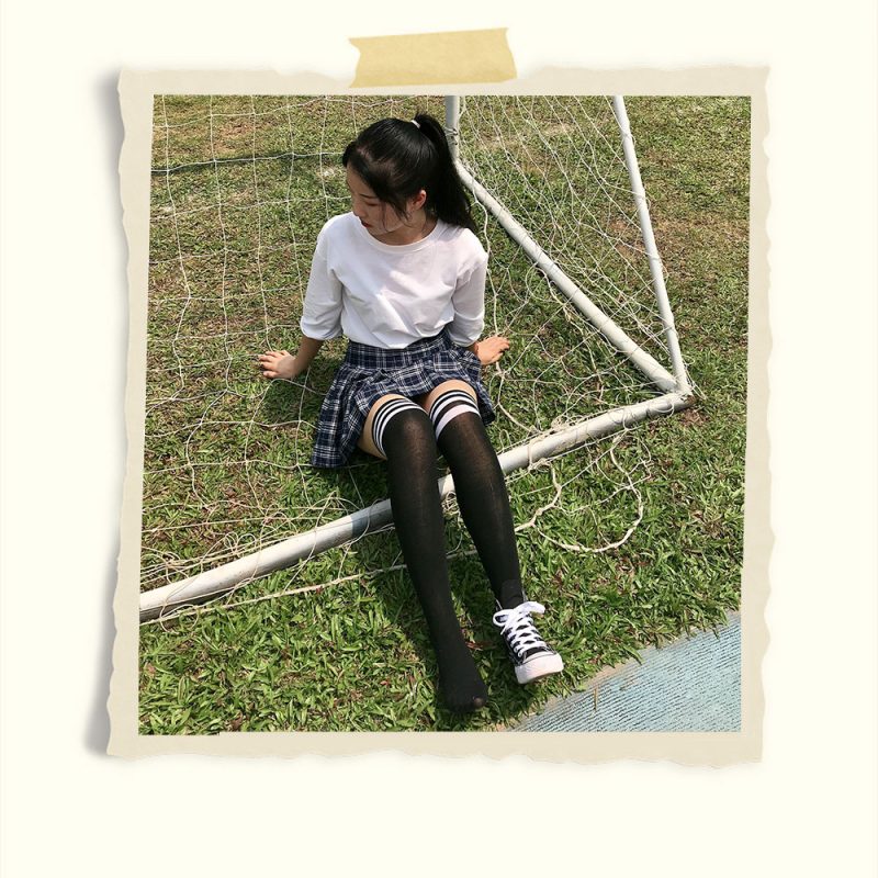 足球场上的帆布鞋の长黑袜脚丫+视频一部共109张-玉足阁