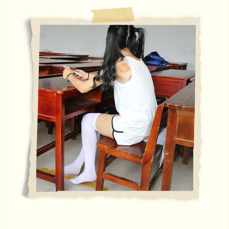 教室长白丝袜脚丫共151张-玉足阁