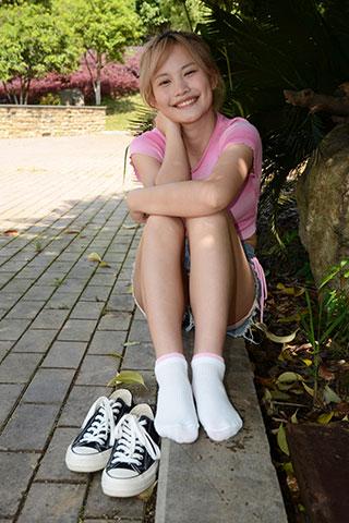 幺幺帆布鞋の白棉袜共130张-玉足阁