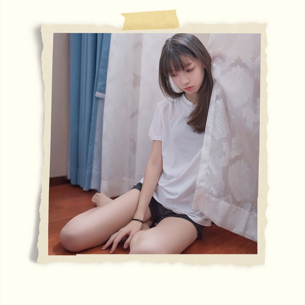 热裤赤足少女共50张-玉足阁