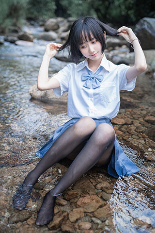 溪边JK制服共37张-玉足阁