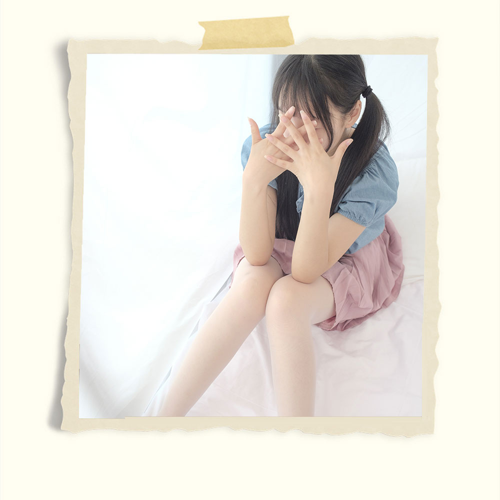 少女丝袜脚带脱丝图+视频1个共103张-玉足阁