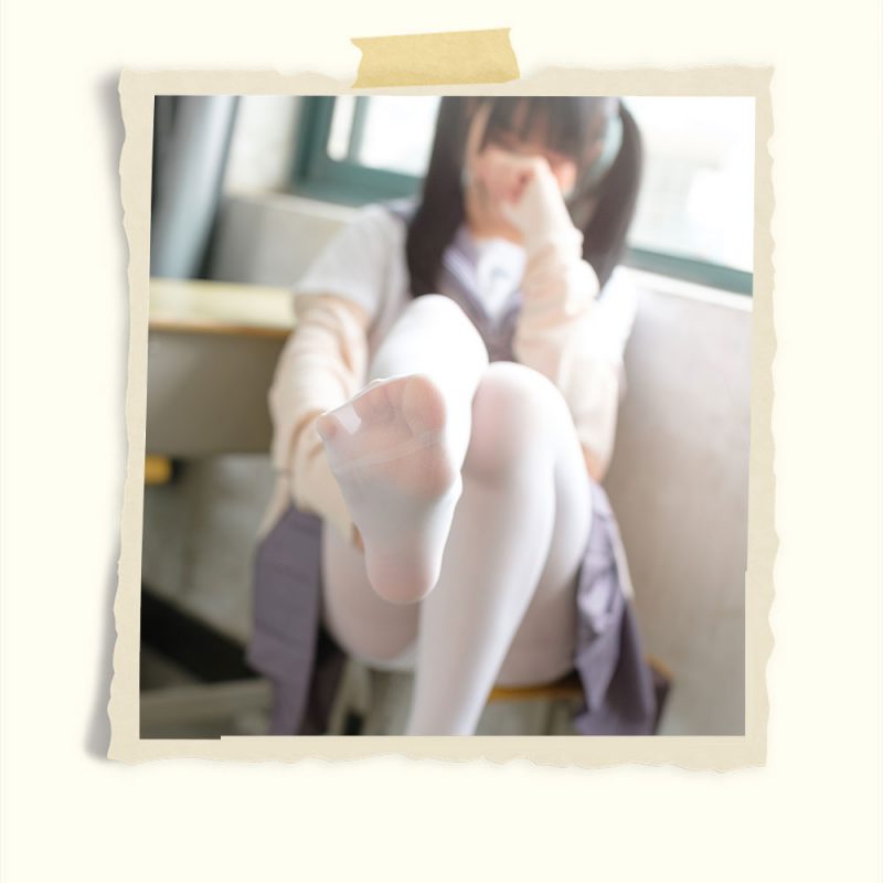 教室水手服の白丝脚丫+视频1个共99张-玉足阁