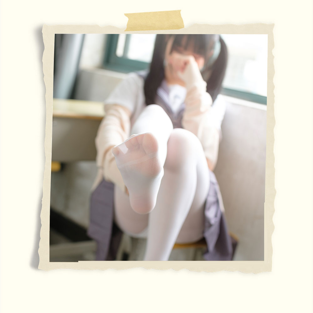 教室水手服の白丝脚丫+视频1个共99张-玉足阁