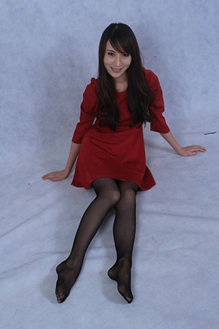 玲玲美腿黑丝共35张-玉足阁