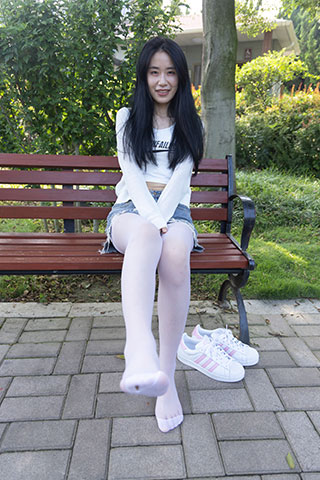 菜菜-无人之岛共152张-玉足阁