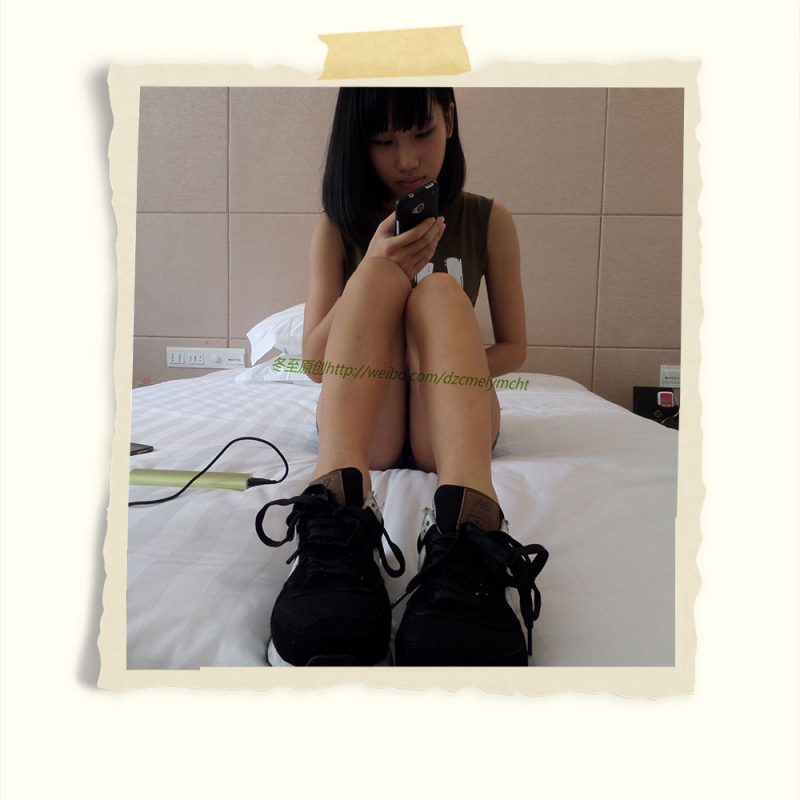 学妹旅拍共97张-玉足阁