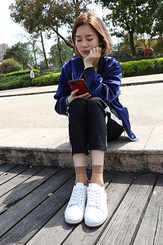 湖边的板鞋の丝袜脚共143张-玉足阁