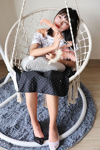 清纯带点骚的眼镜学妹 从高中到大学的美脚船袜丝袜共114张-玉足阁