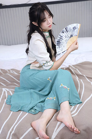 少女汉服棉袜の嫩足共160张-玉足阁