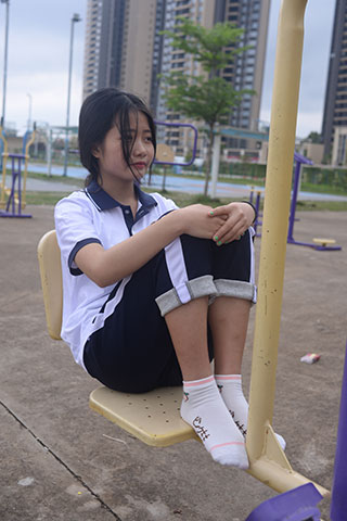 周子琪少女 夜雨初停的早晨共136张-玉足阁