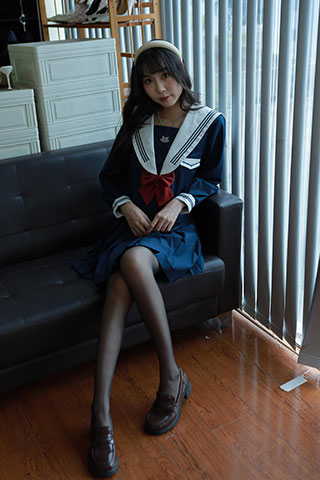 团团-黑丝JK共89张-玉足阁