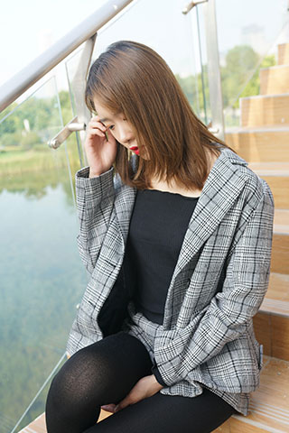 蓓蓓少女 一叶残荷，一场秋寒共74张-玉足阁