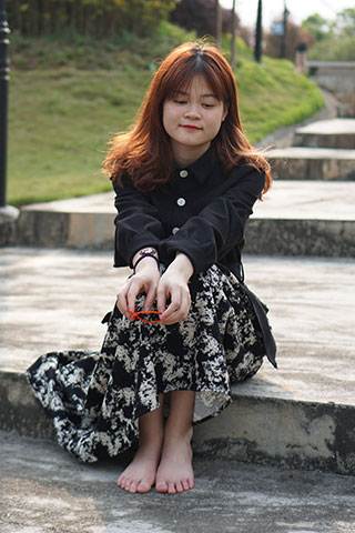 小金师姐的36码白嫩小脚共101张-玉足阁