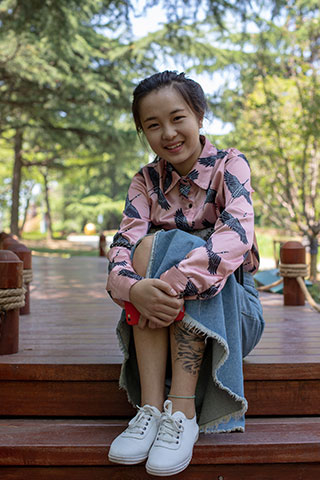 牛仔裙の板鞋棉袜脚共187张-玉足阁