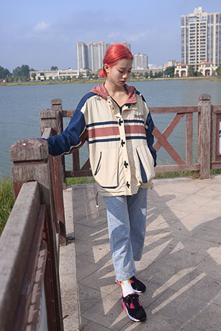 红发少女+视频1个共204张-玉足阁