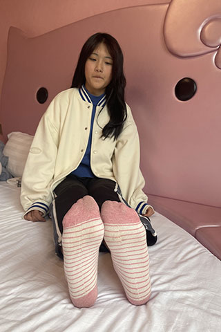 少女的棉袜脚丫共50张-玉足阁