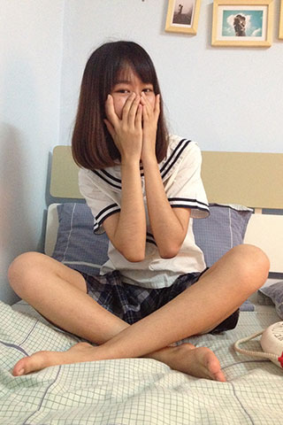 赤足穿平跟鞋共214张-玉足阁