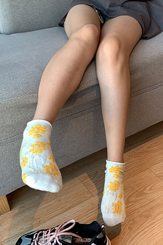 小姐姐的棉袜脚共148张-玉足阁