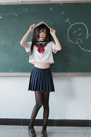 JK黑丝短裙制服共43张-玉足阁