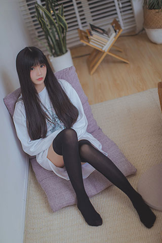 清纯少女黑丝脚共42张-玉足阁